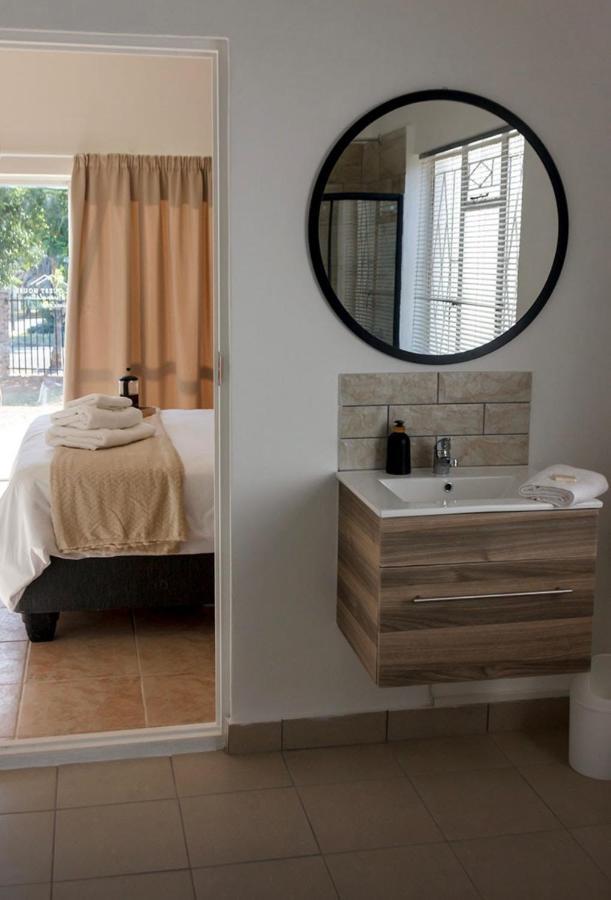 Cradock Guest House & Self Catering Exterior photo